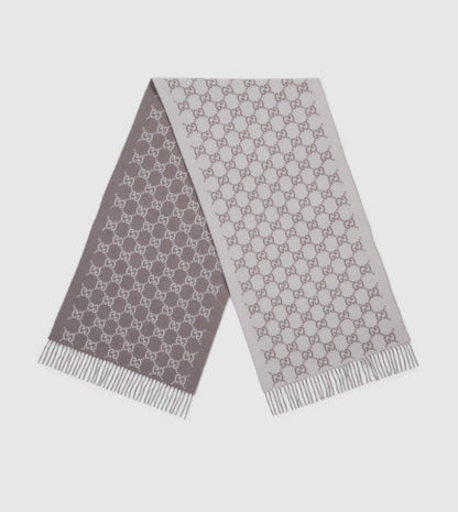 Bonnet et Écharpe en jacquard de cachemire GG ivoire et gris clair