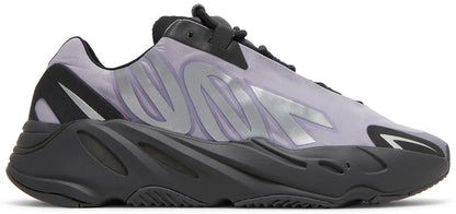 Yeezy Boost 700 MNVN Geode