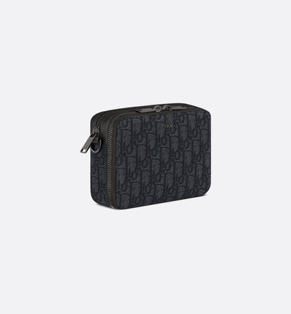 Pochette zippée à bandoulière
Toile jacquard Dior Oblique noir