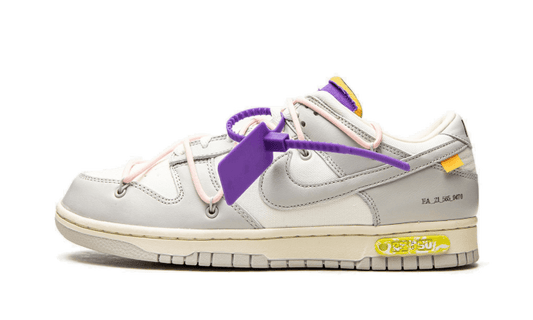 Nike® x Off-White® Dunk Low lot 24